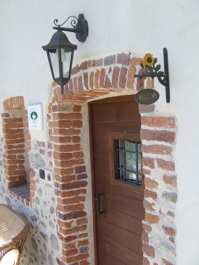 La Meridiana, Monolocale In Cascina Ristrutturata Boves Exterior foto